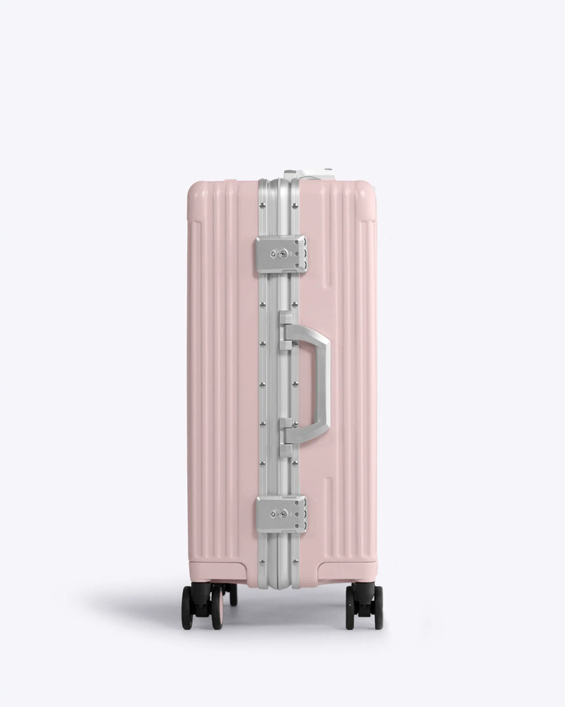 Carry-On: All-in-One 19"