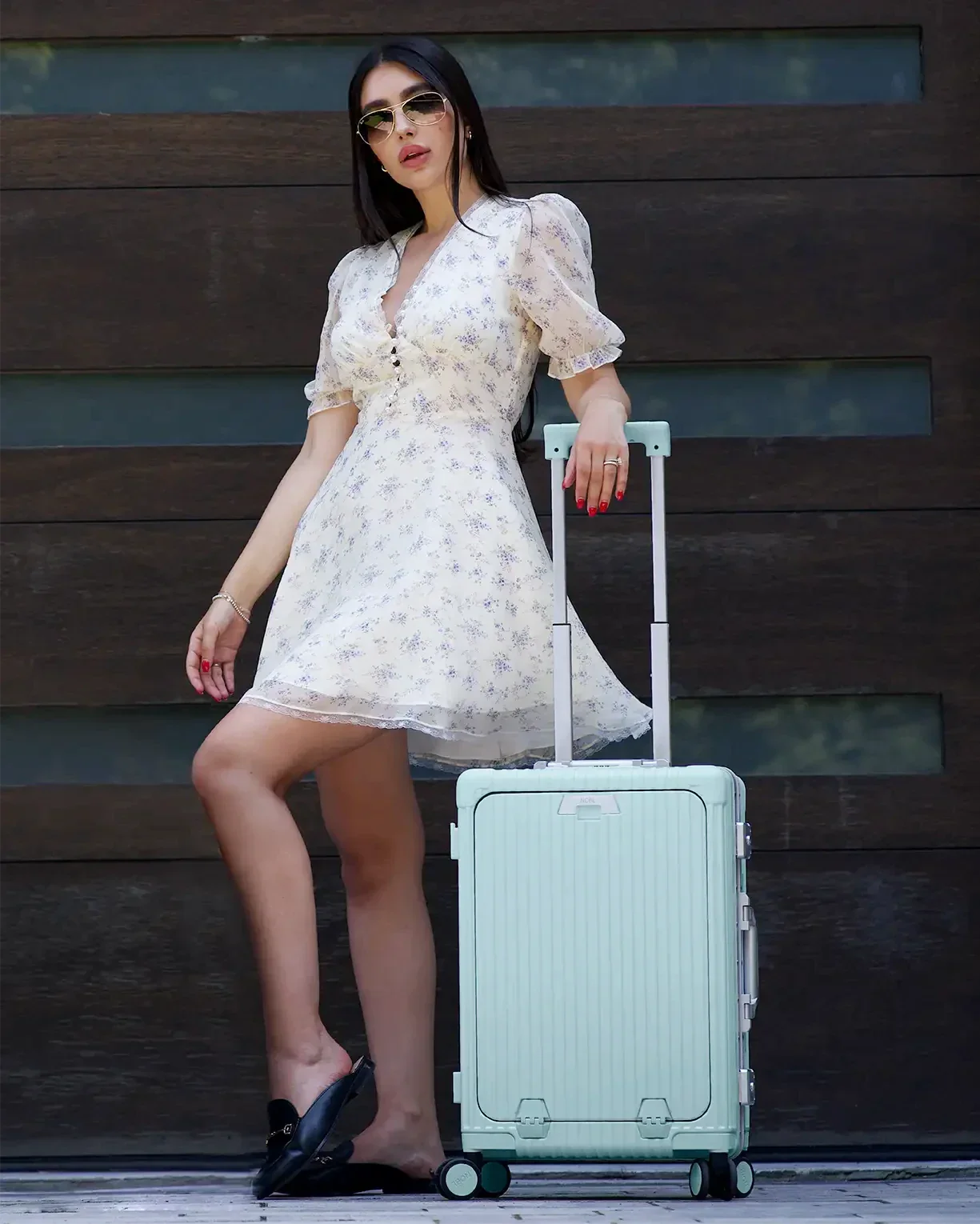 Carry-On: All-in-One 19"