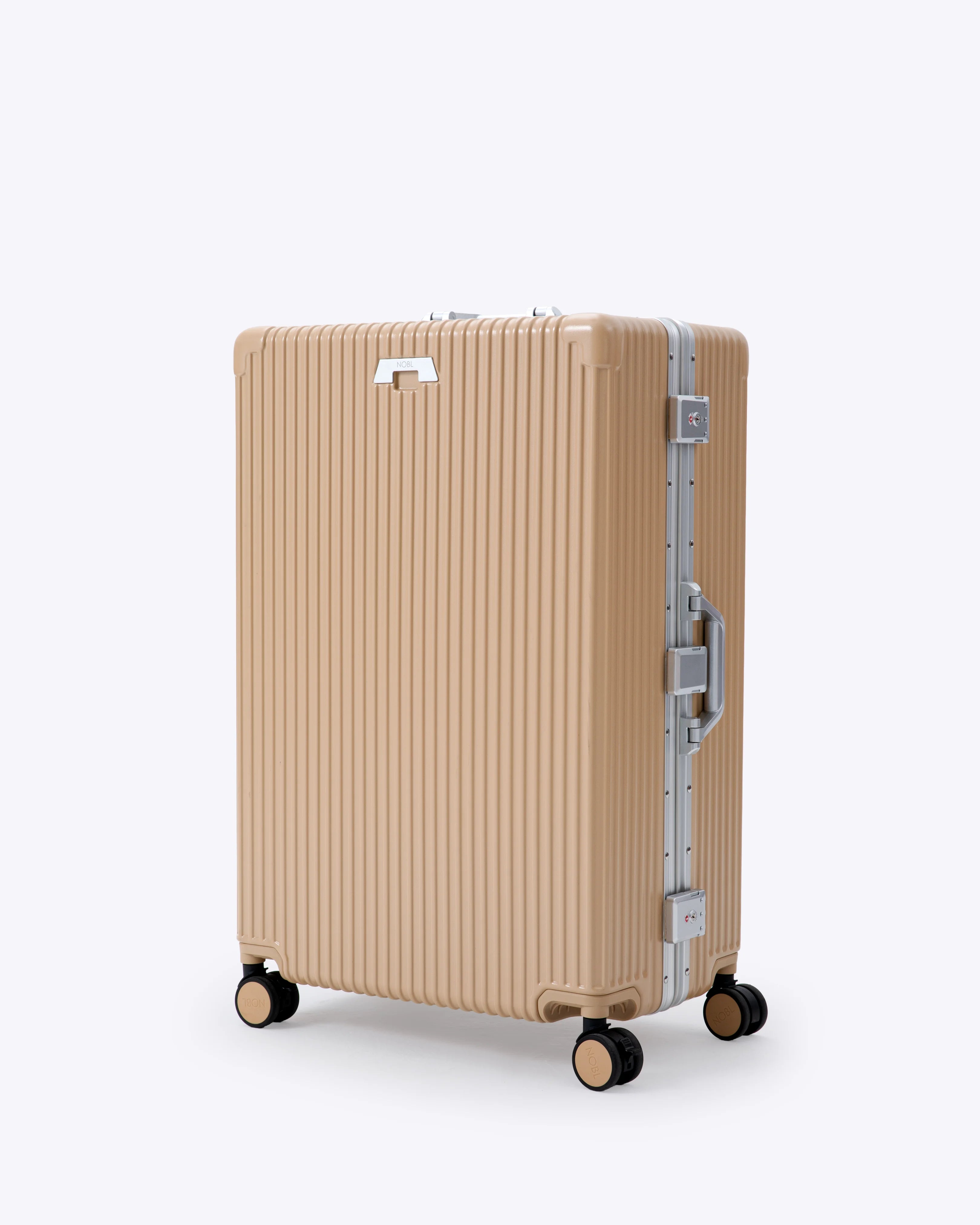Check-In: All-In-One 28"