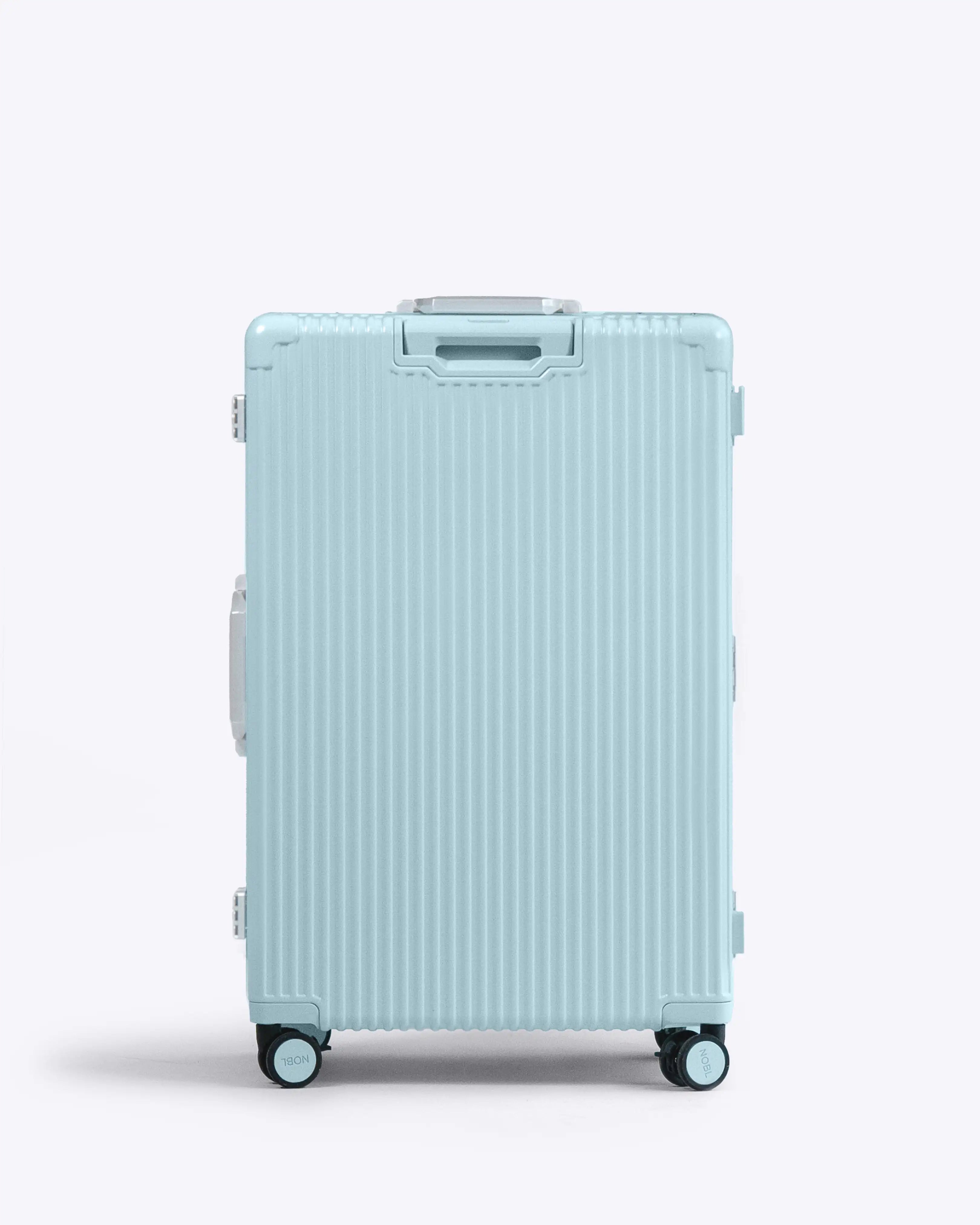 Check-In: All-In-One 28"