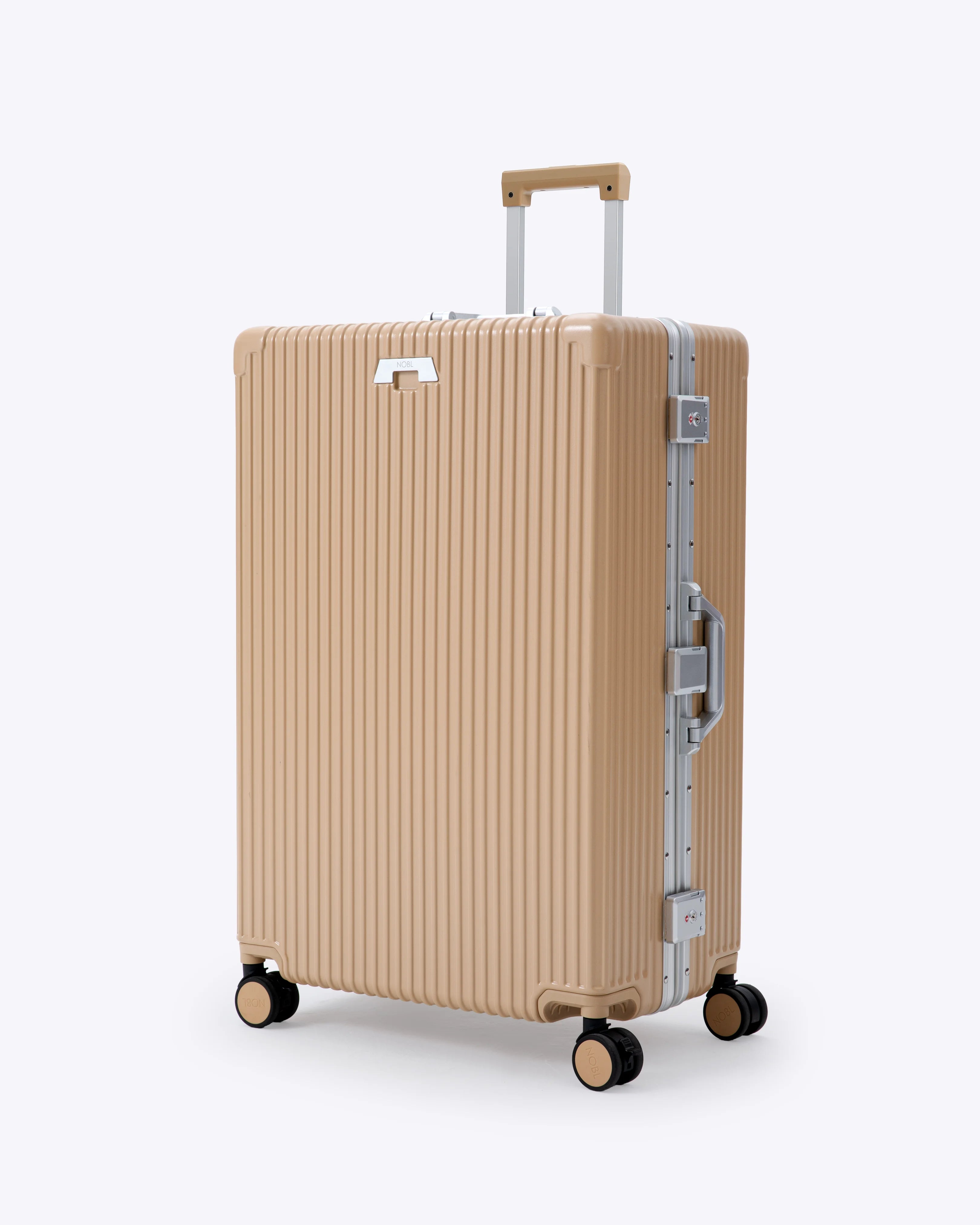Check-In: All-In-One 28"