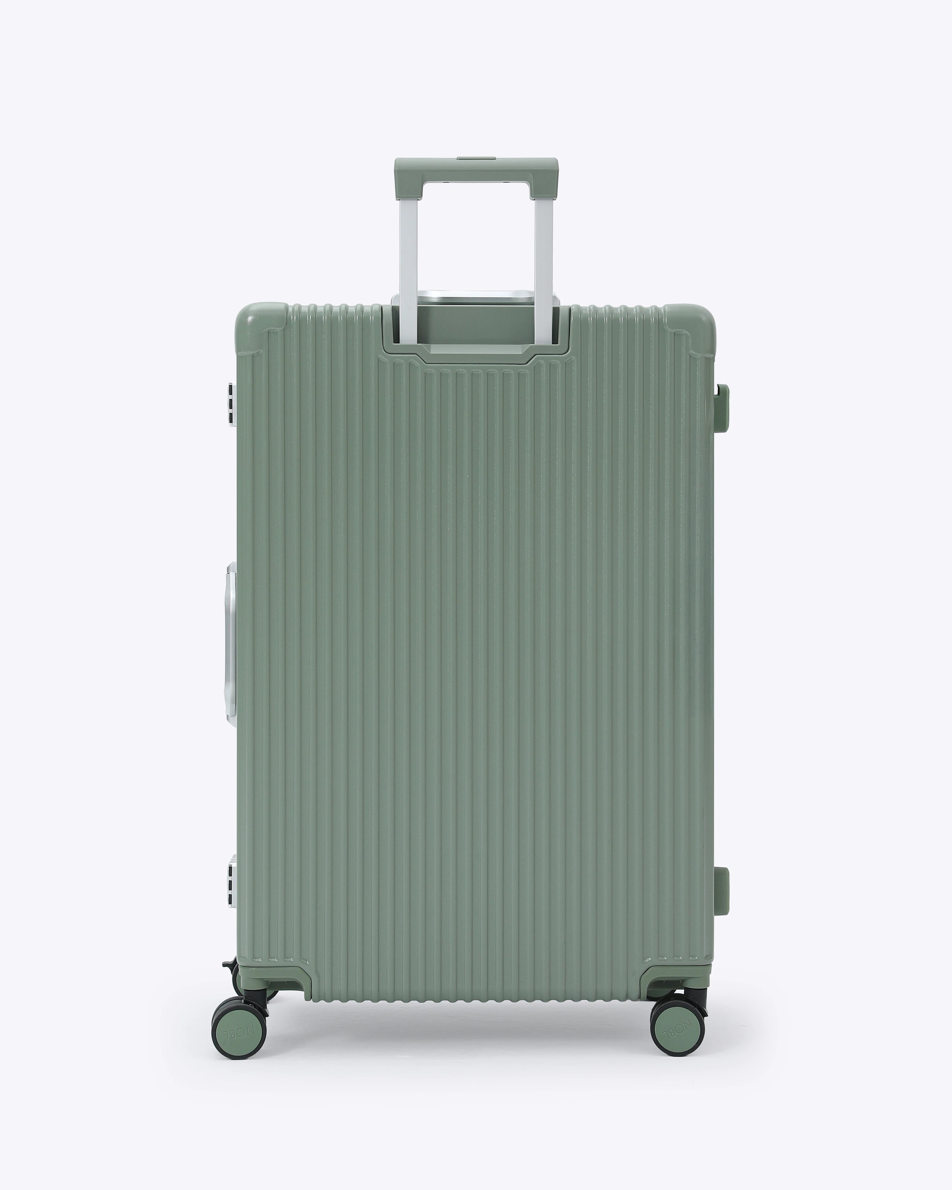 Check-In: All-In-One 28"