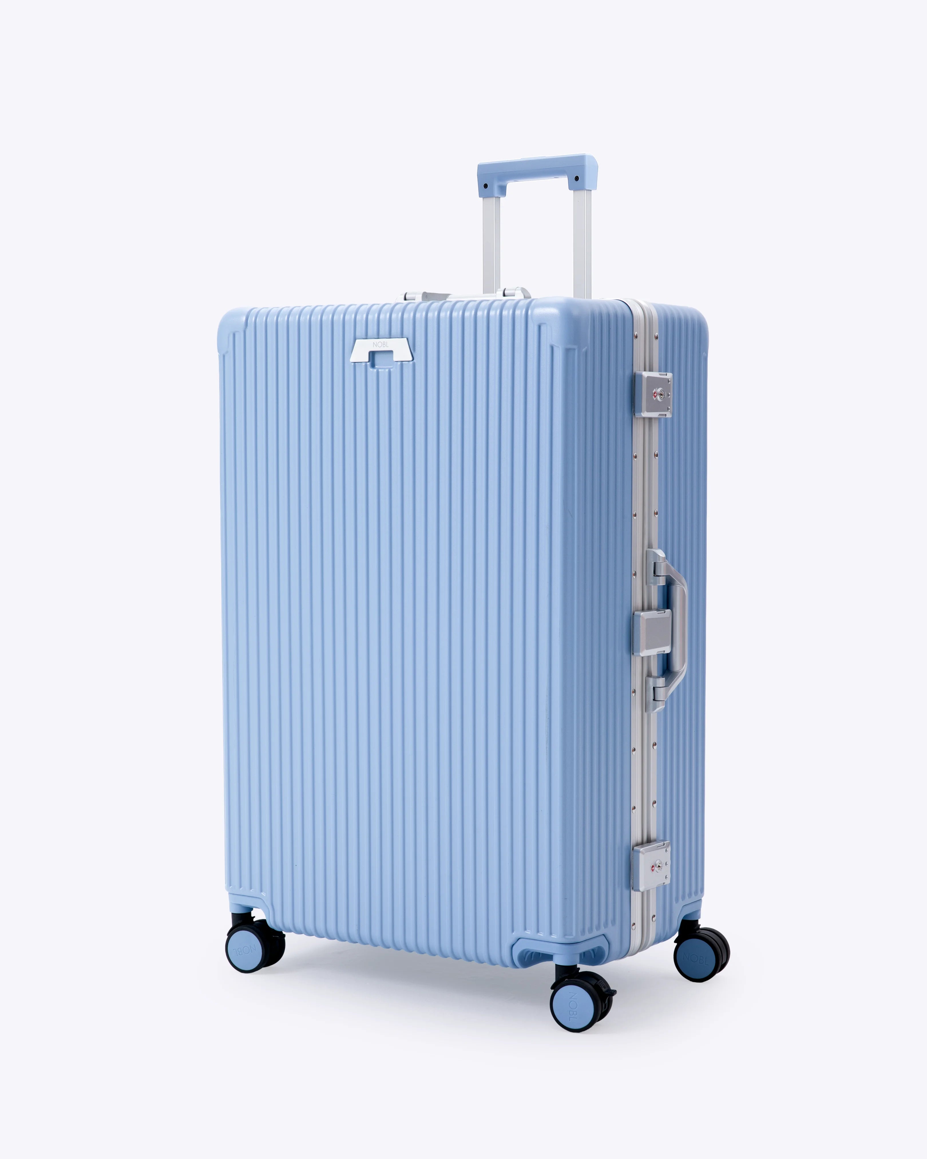 Check-In: All-In-One 28"