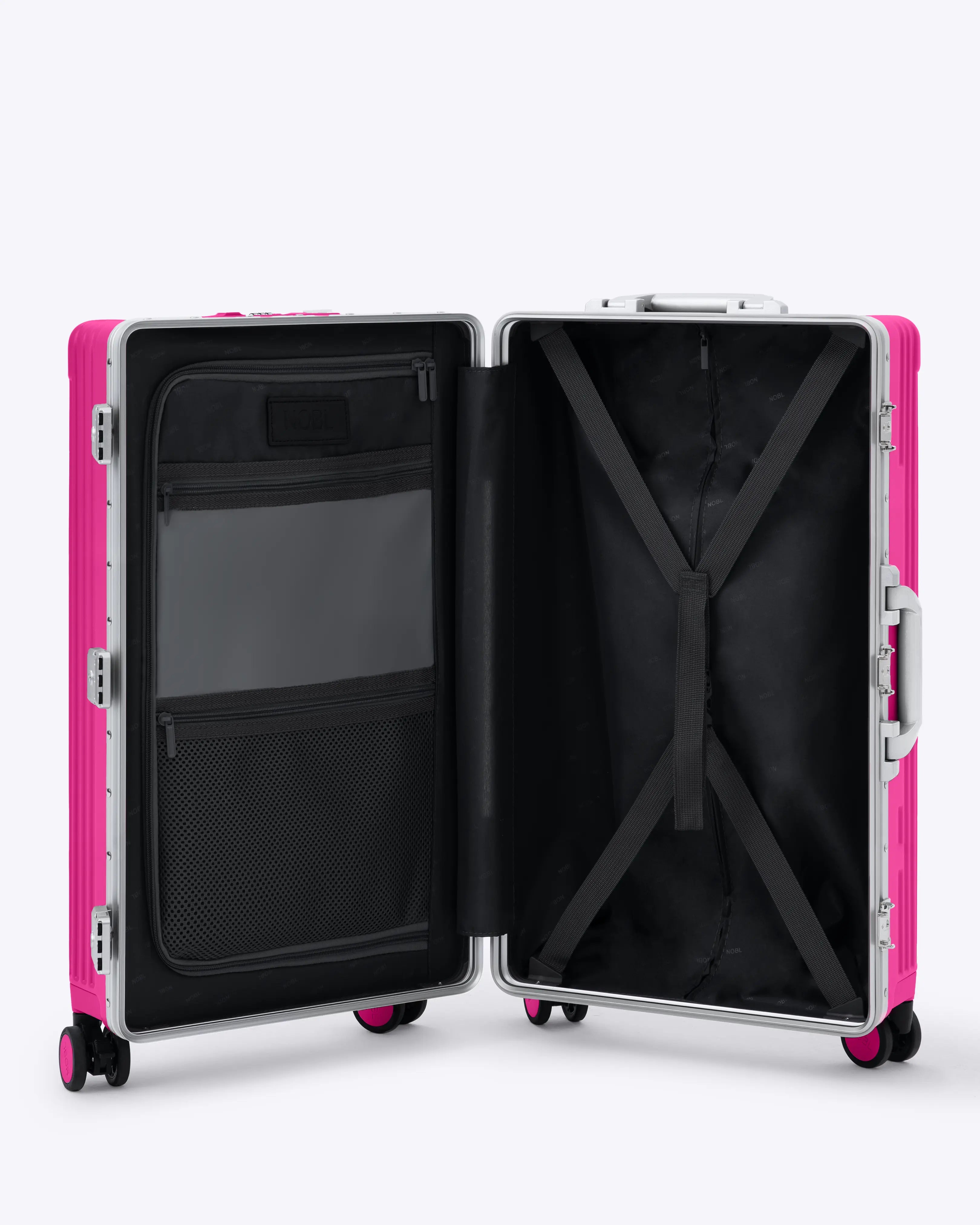 Check-In: All-In-One 28"