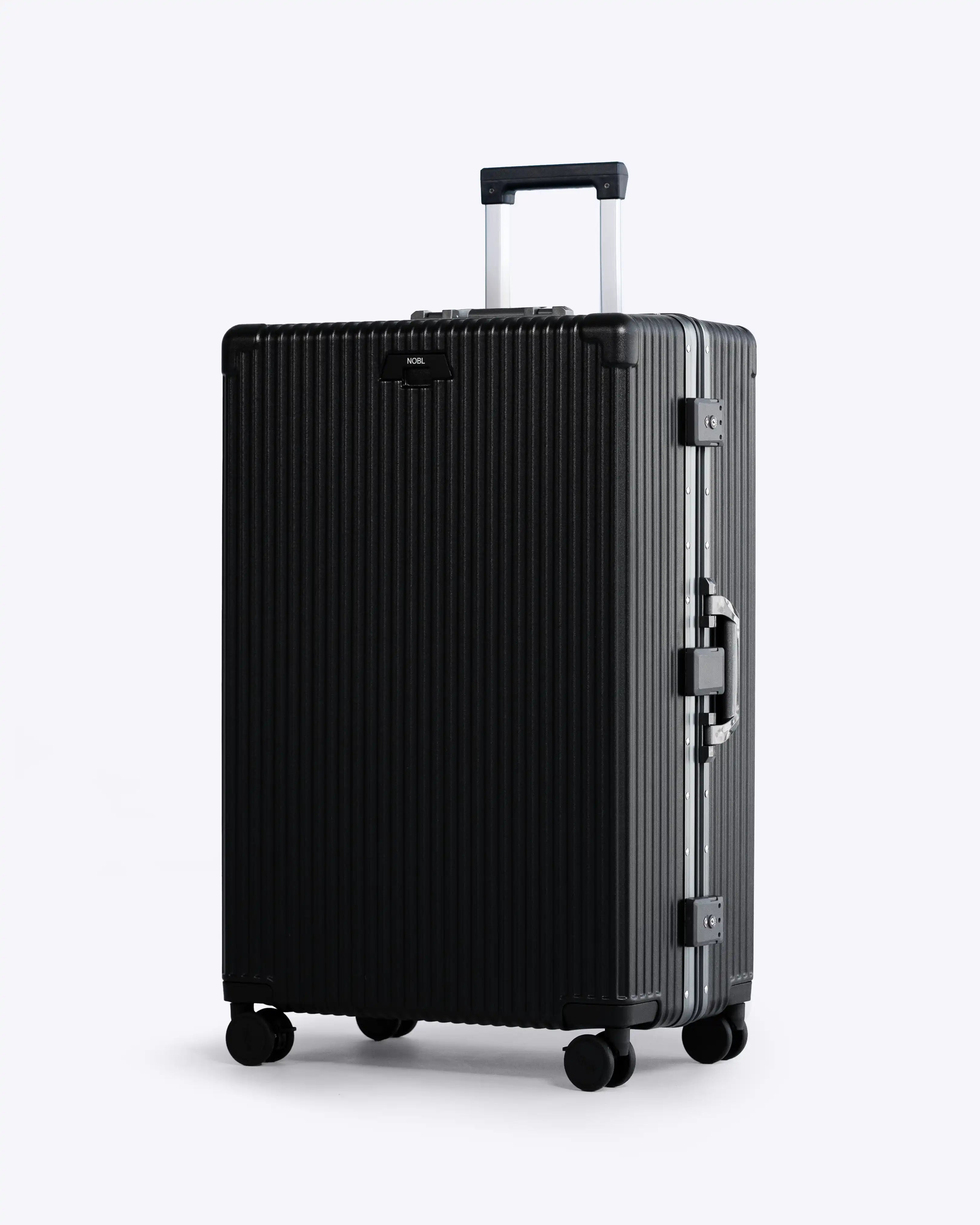 Check-In: All-In-One 28"