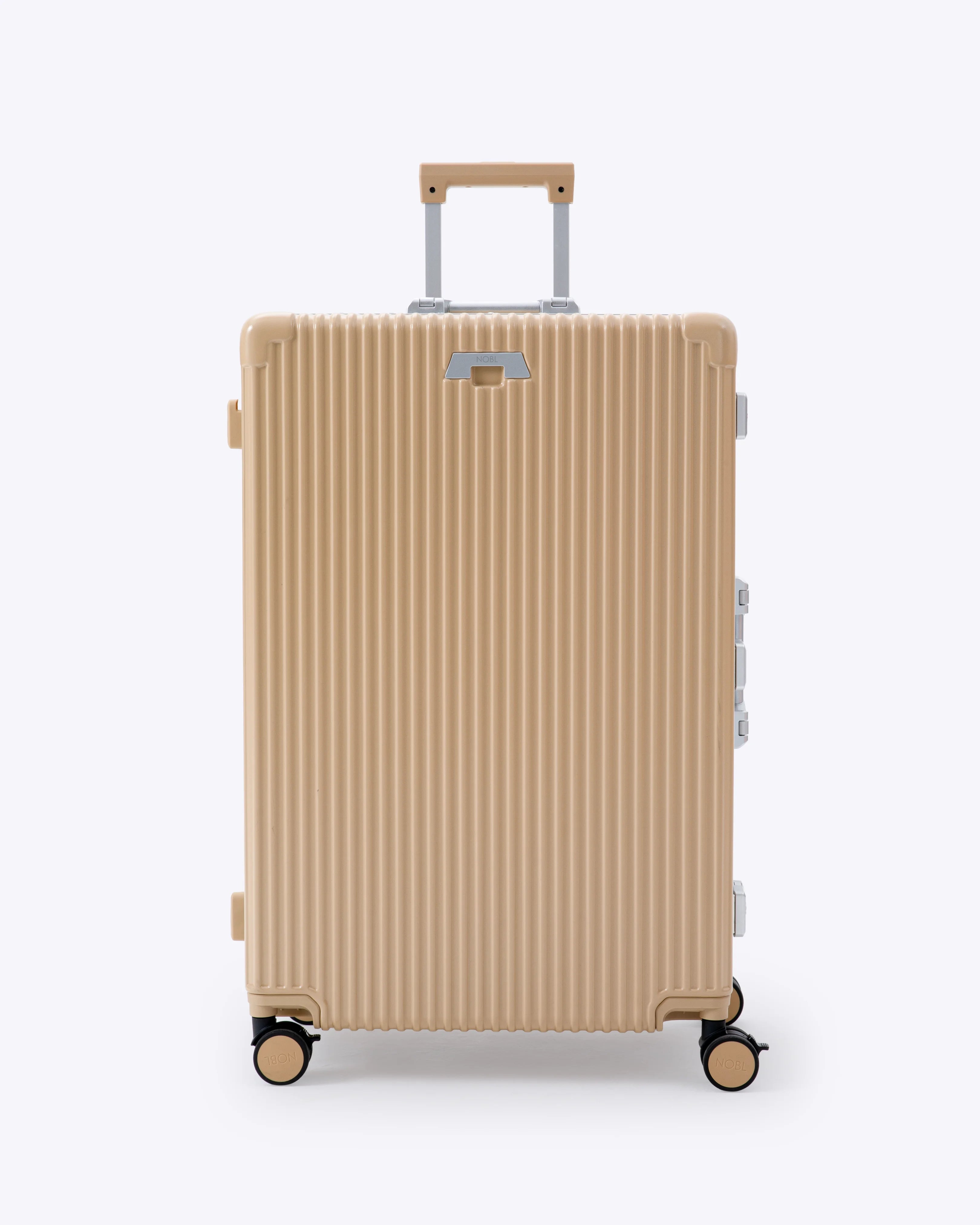 Check-In: All-In-One 28"