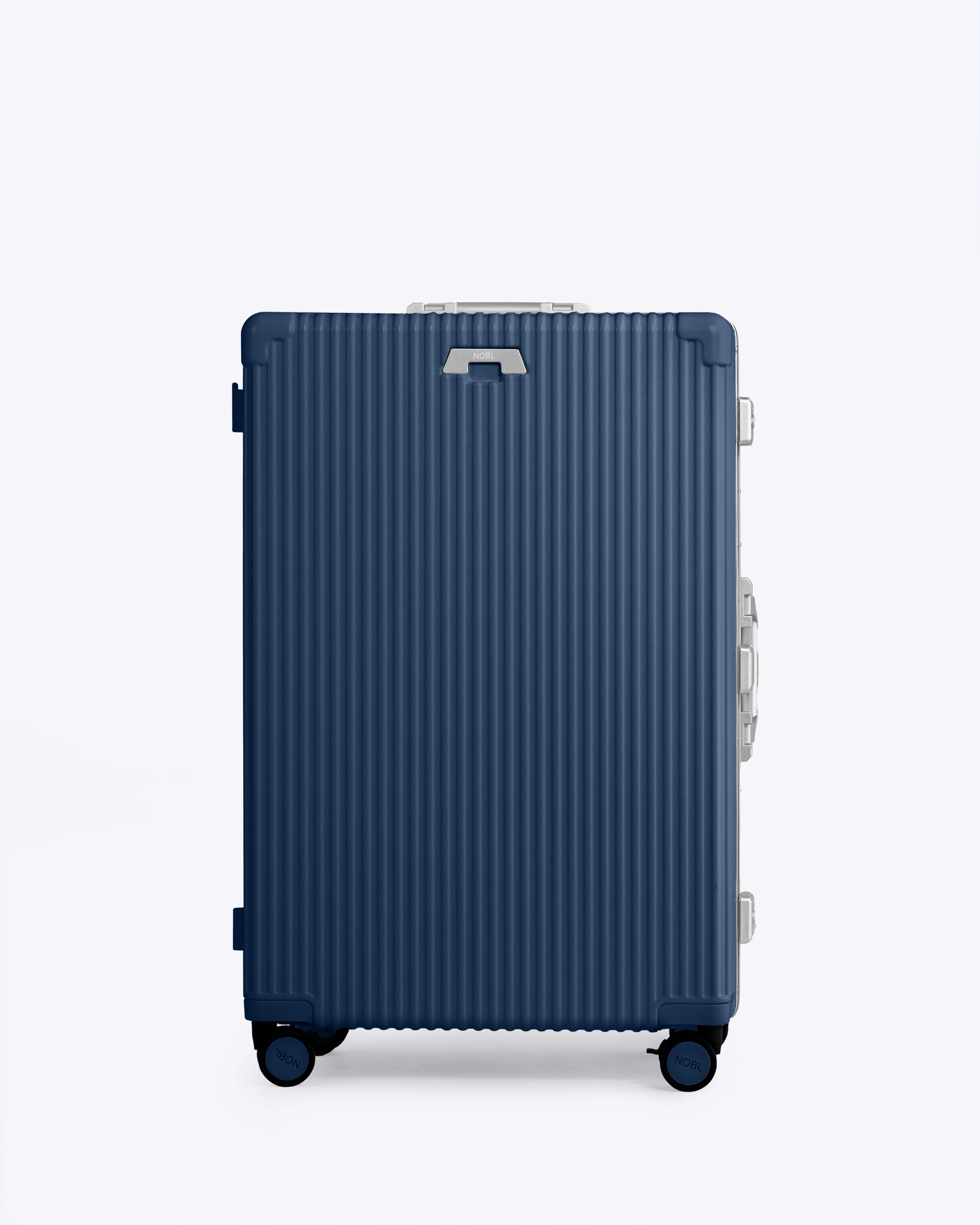Check-In: All-In-One 28"
