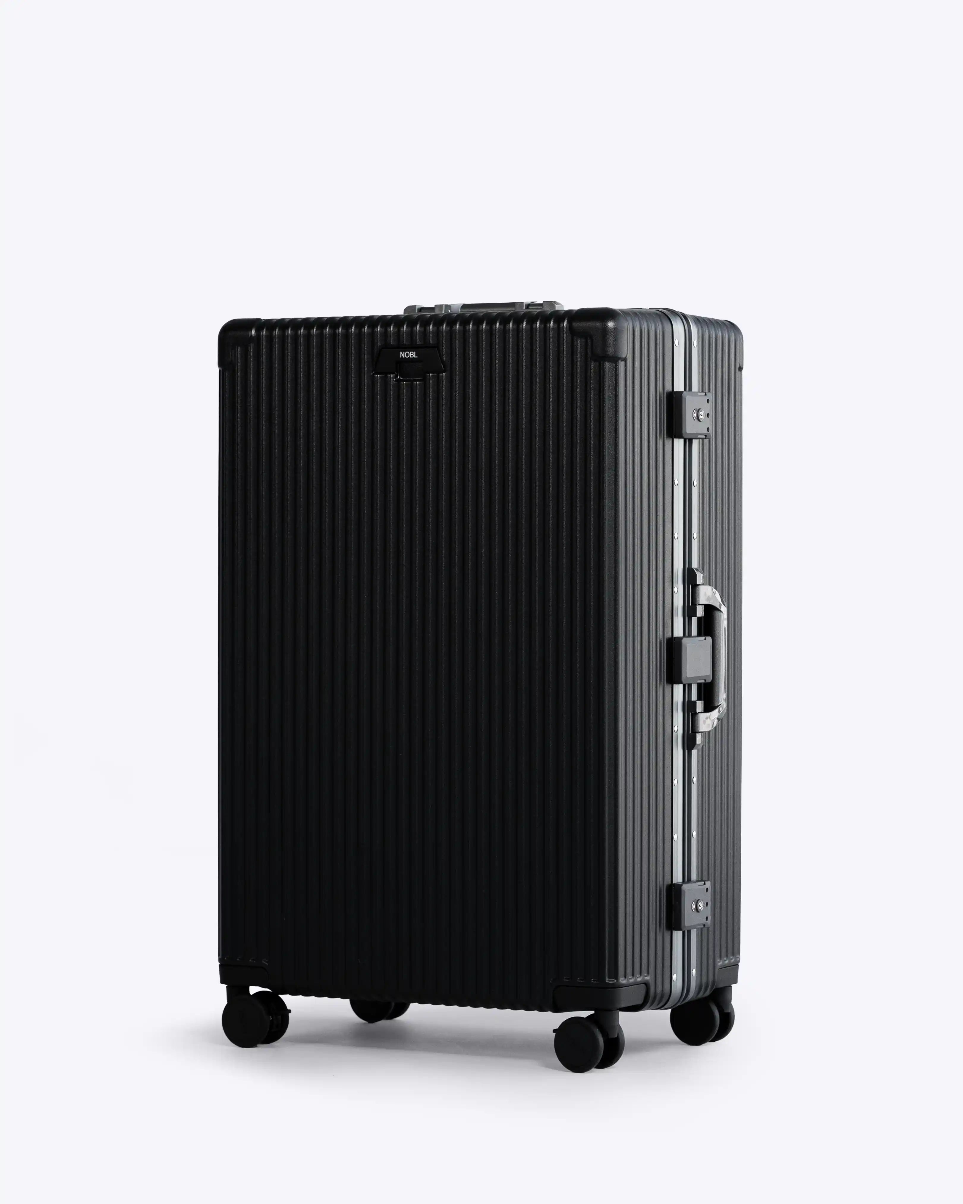 Check-In: All-In-One 28"