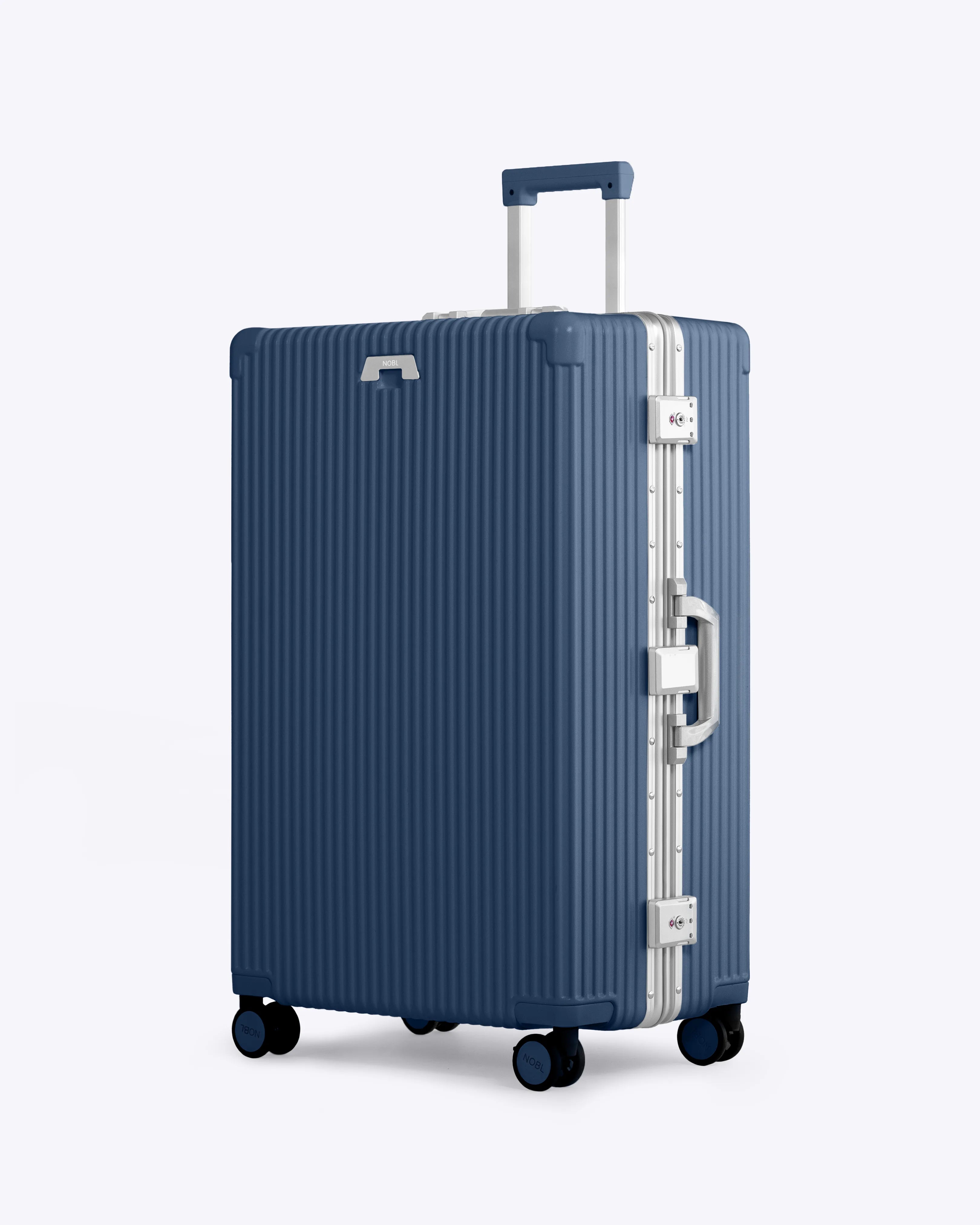 Check-In: All-In-One 28"
