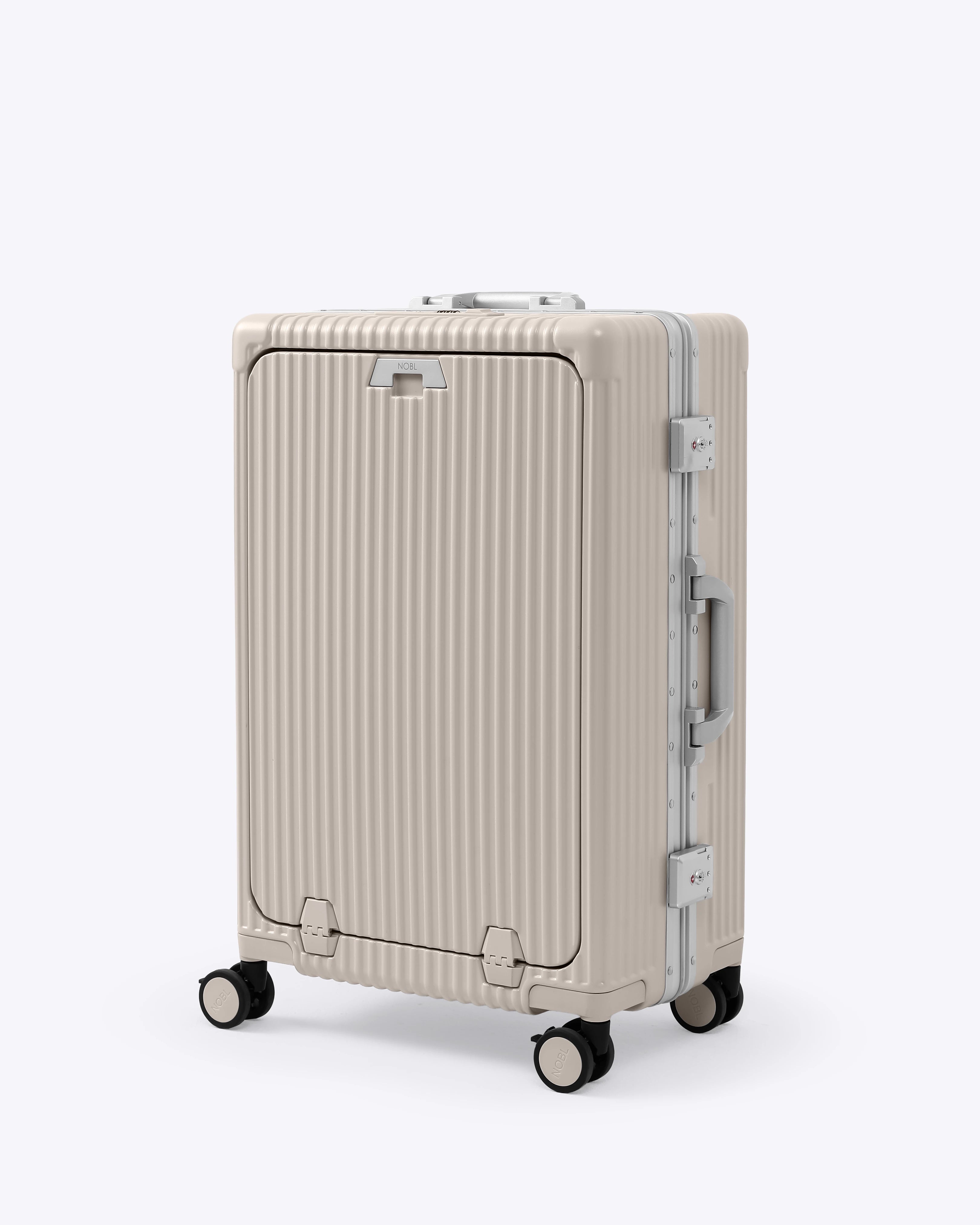 Check-In Medium: All-In-One 24"