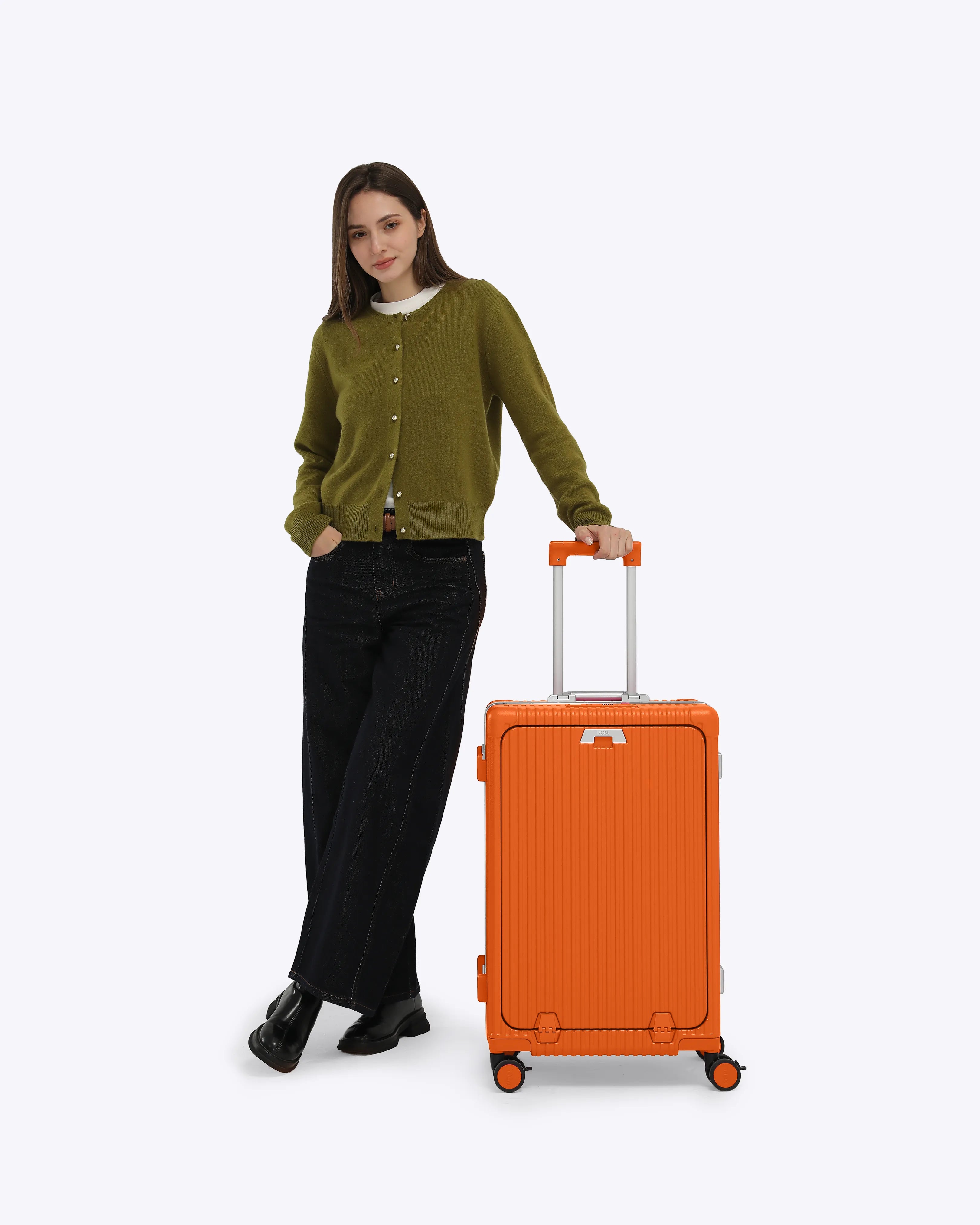 Check-In Medium: All-In-One 24"