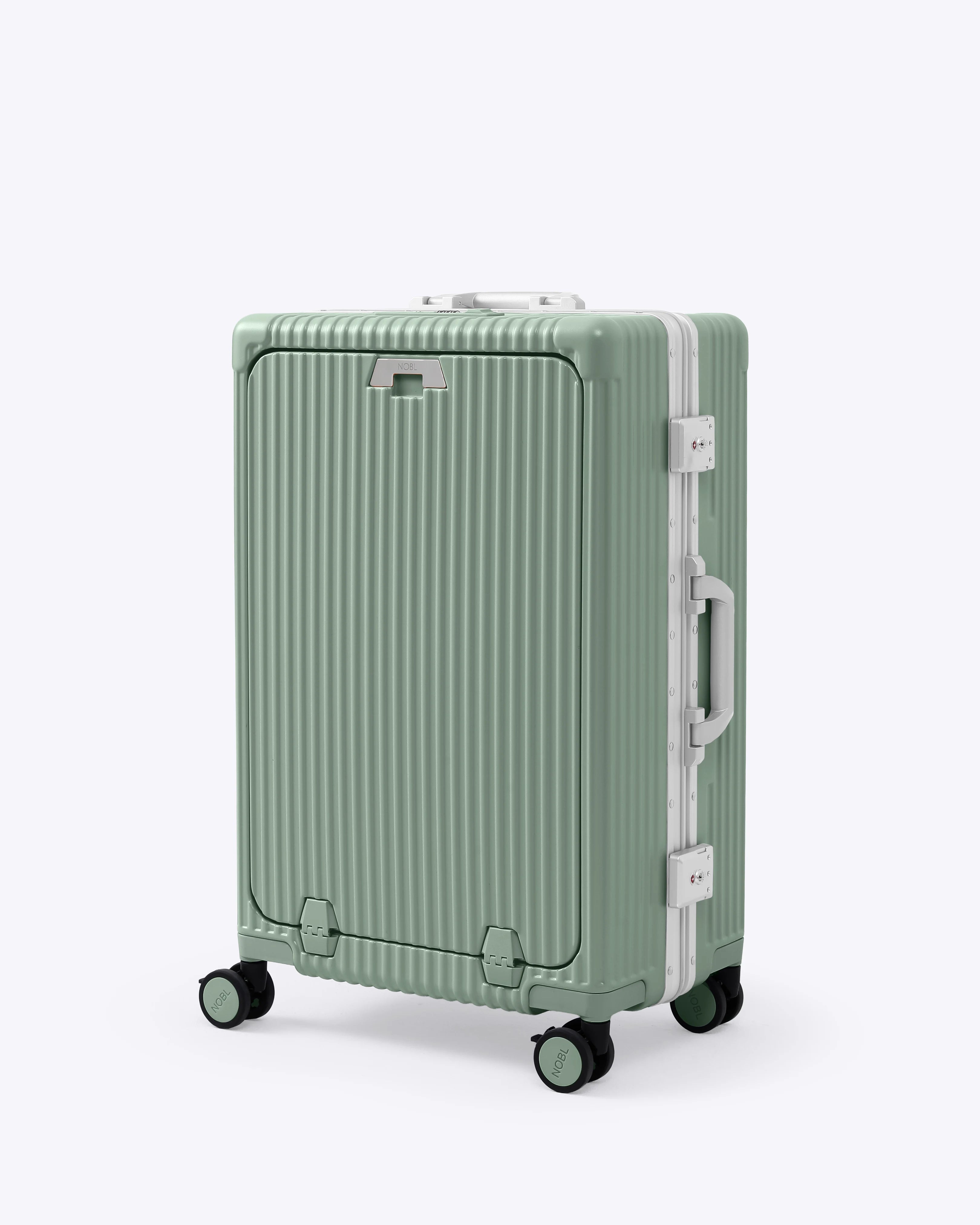 Check-In Medium: All-In-One 24"