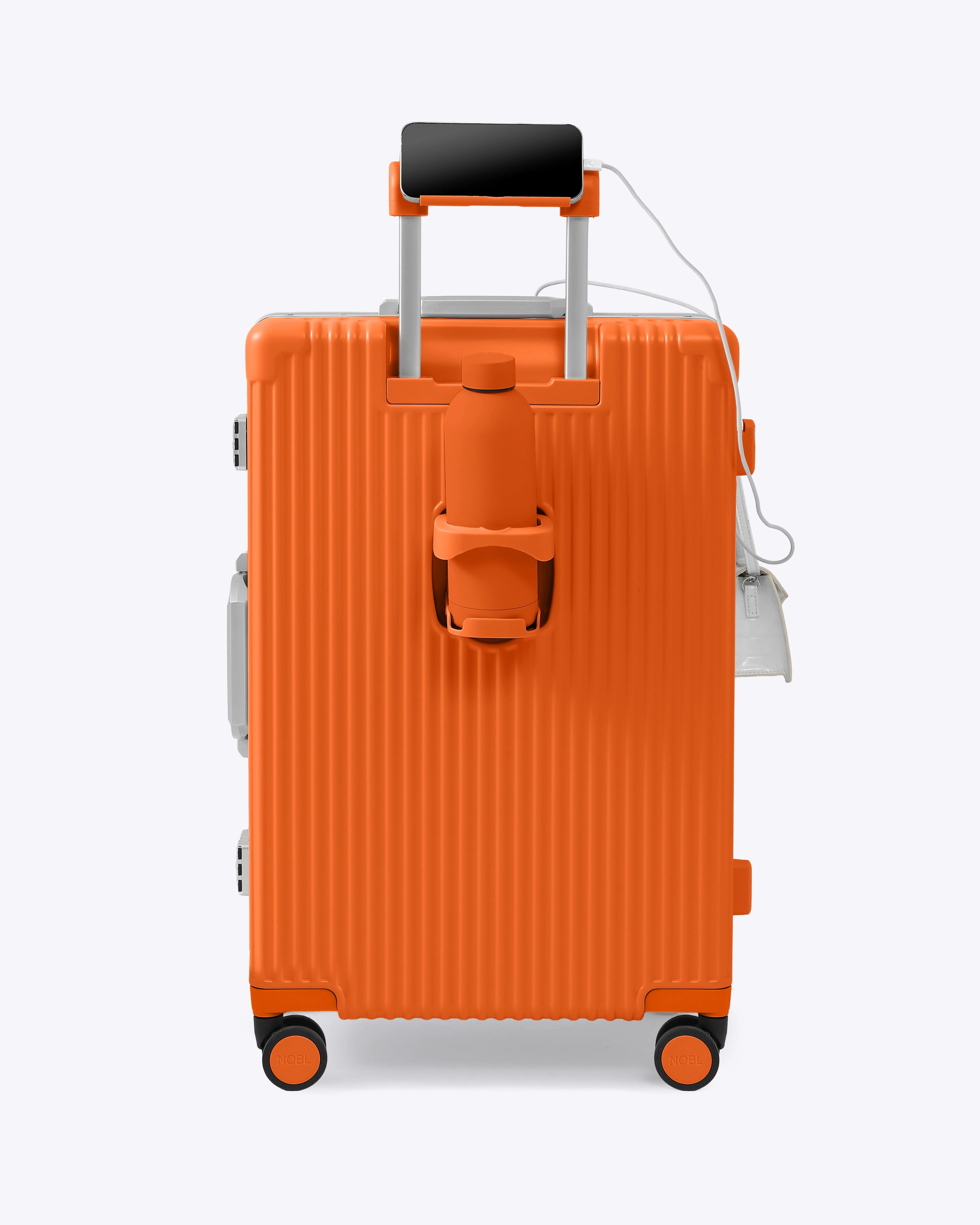 Check-In Medium: All-In-One 24"