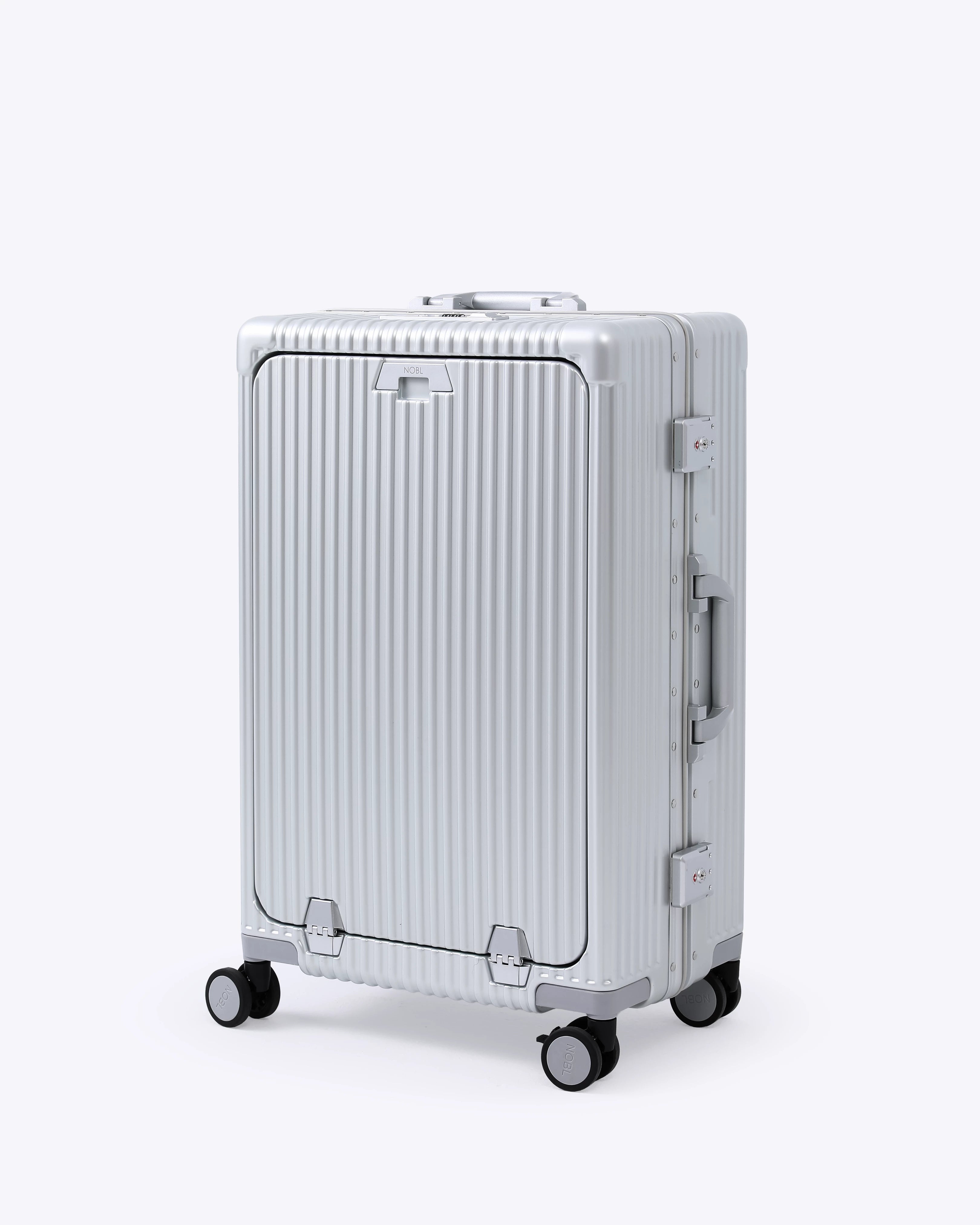 Check-In Medium: All-In-One 24"