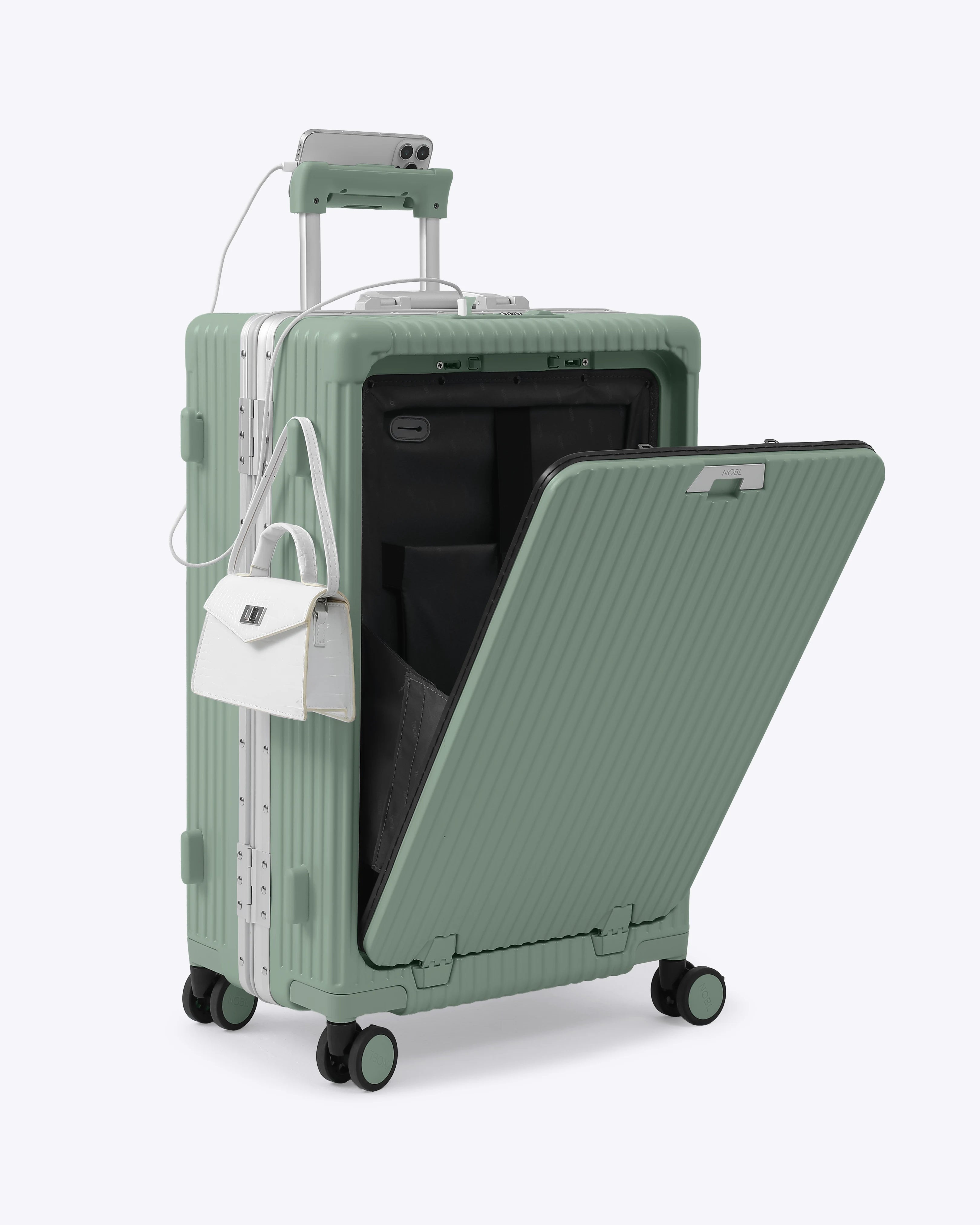 Check-In Medium: All-In-One 24"