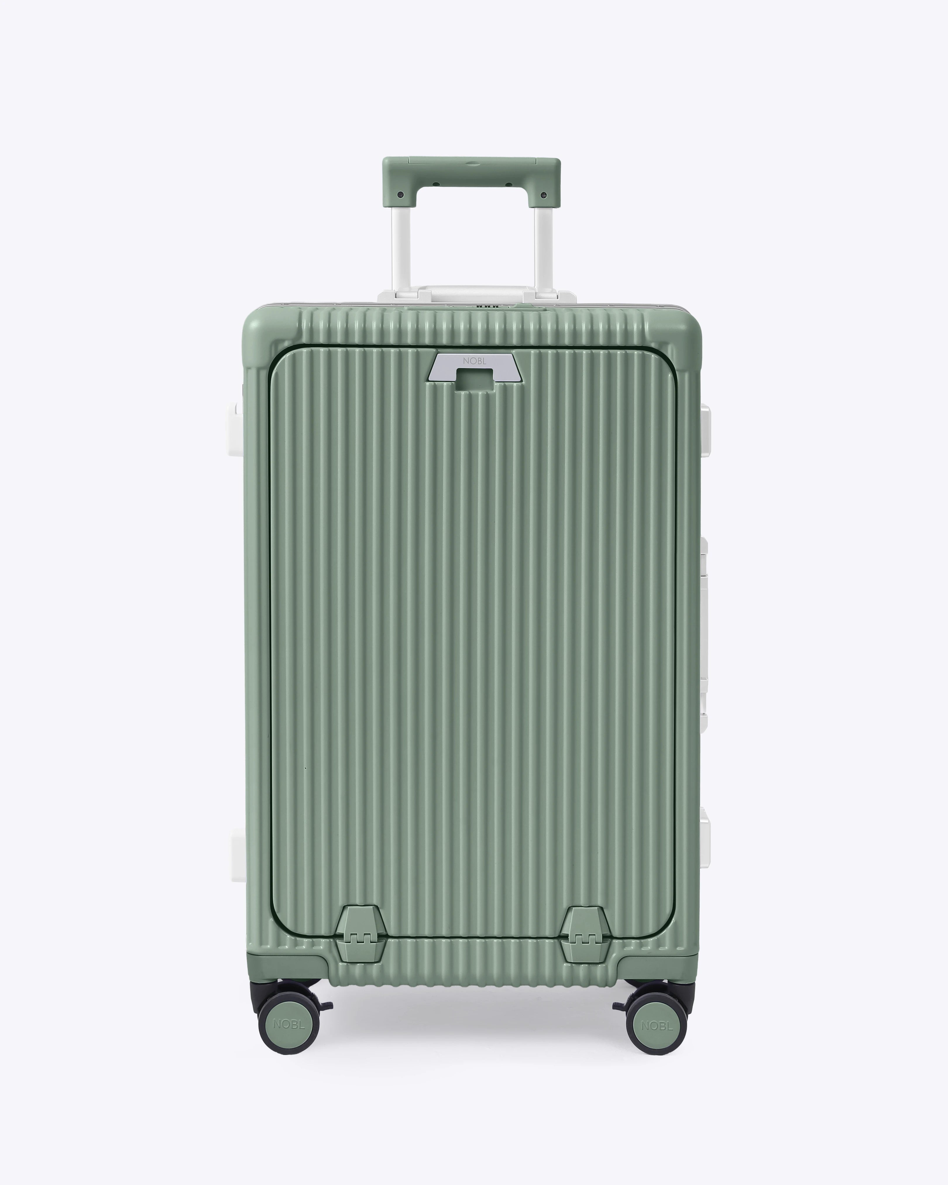 Check-In Medium: All-In-One 24"