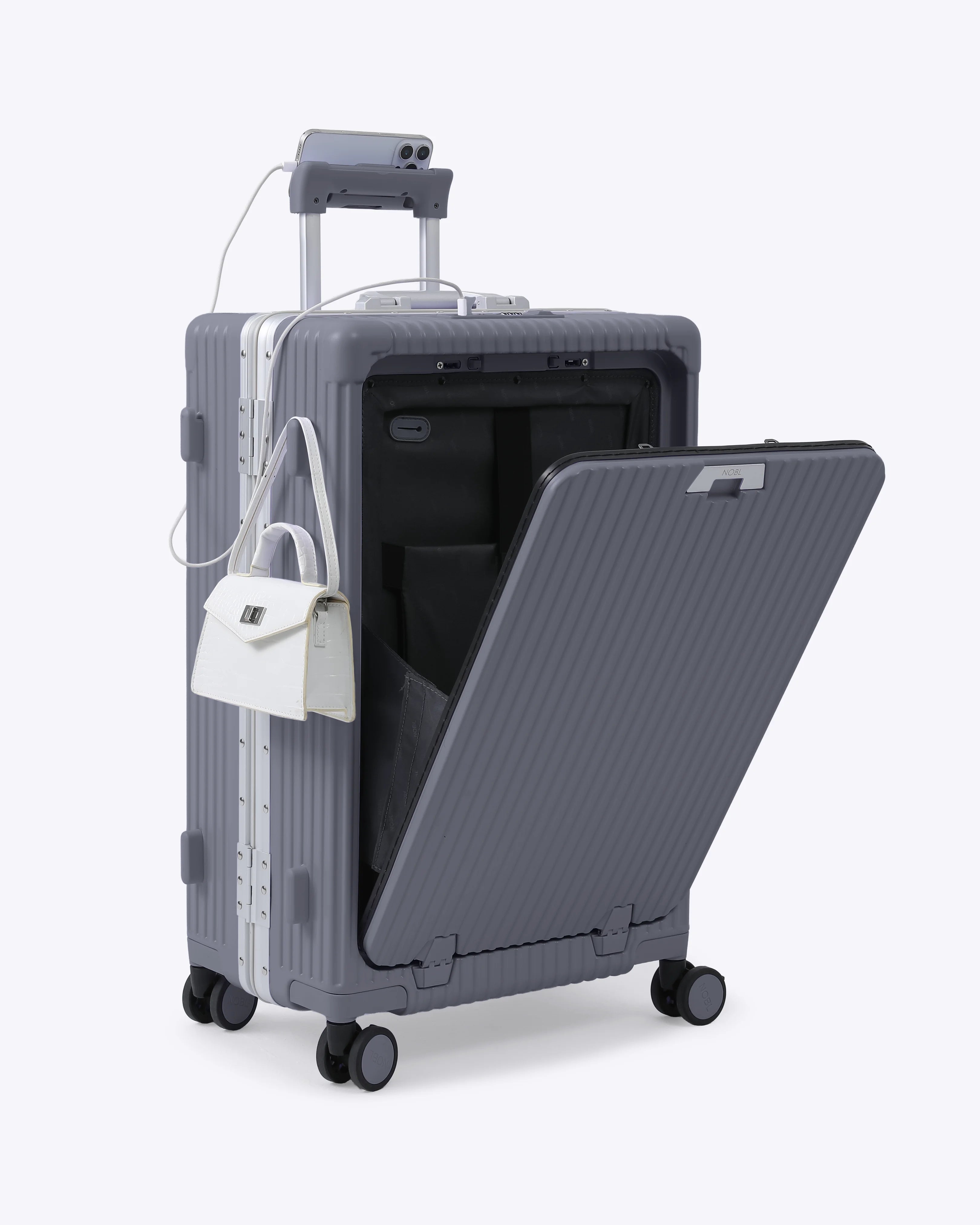 Check-In Medium: All-In-One 24"