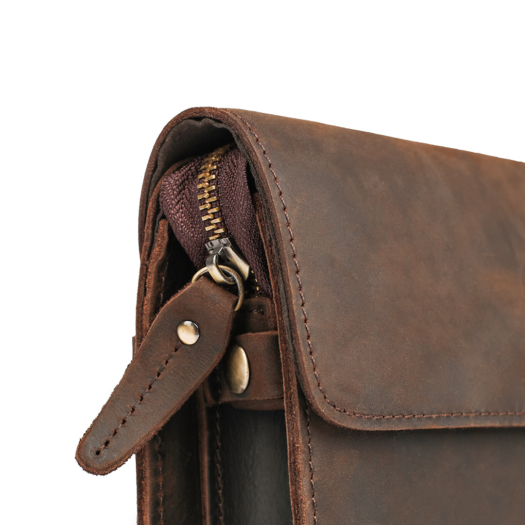 Panavia Wrist bag